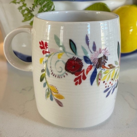 Anthropologie Petal Palette Monogram
Mug Letter S Design By Starla Halfmann - Picture 2 of 6